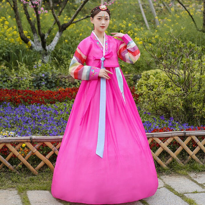 Korean Traditional Women Embroidered Wedding Orthodox Korean Folk Costume 1