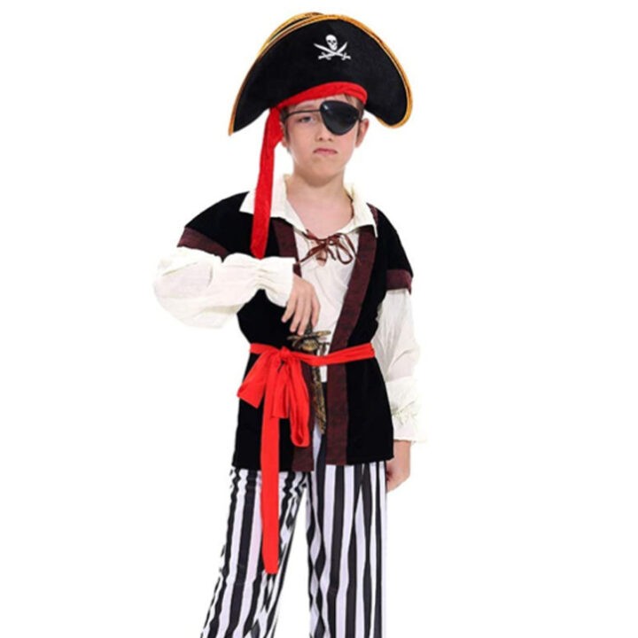 Spooky Pirate Suit for Halloween Kids 3