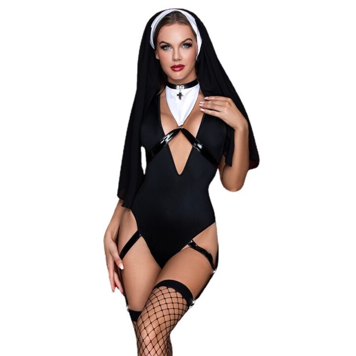 Gothic Nun Costume Set for Women 3