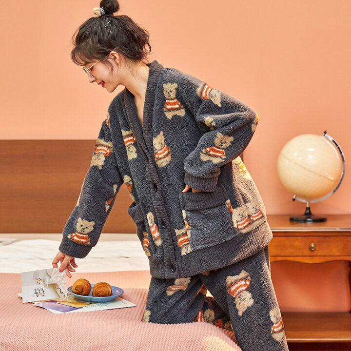 Warm Fleece Pyjamas with Long Sleeves 3