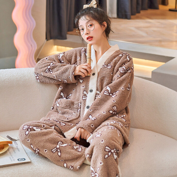 Warm Fleece Pyjamas with Long Sleeves 10